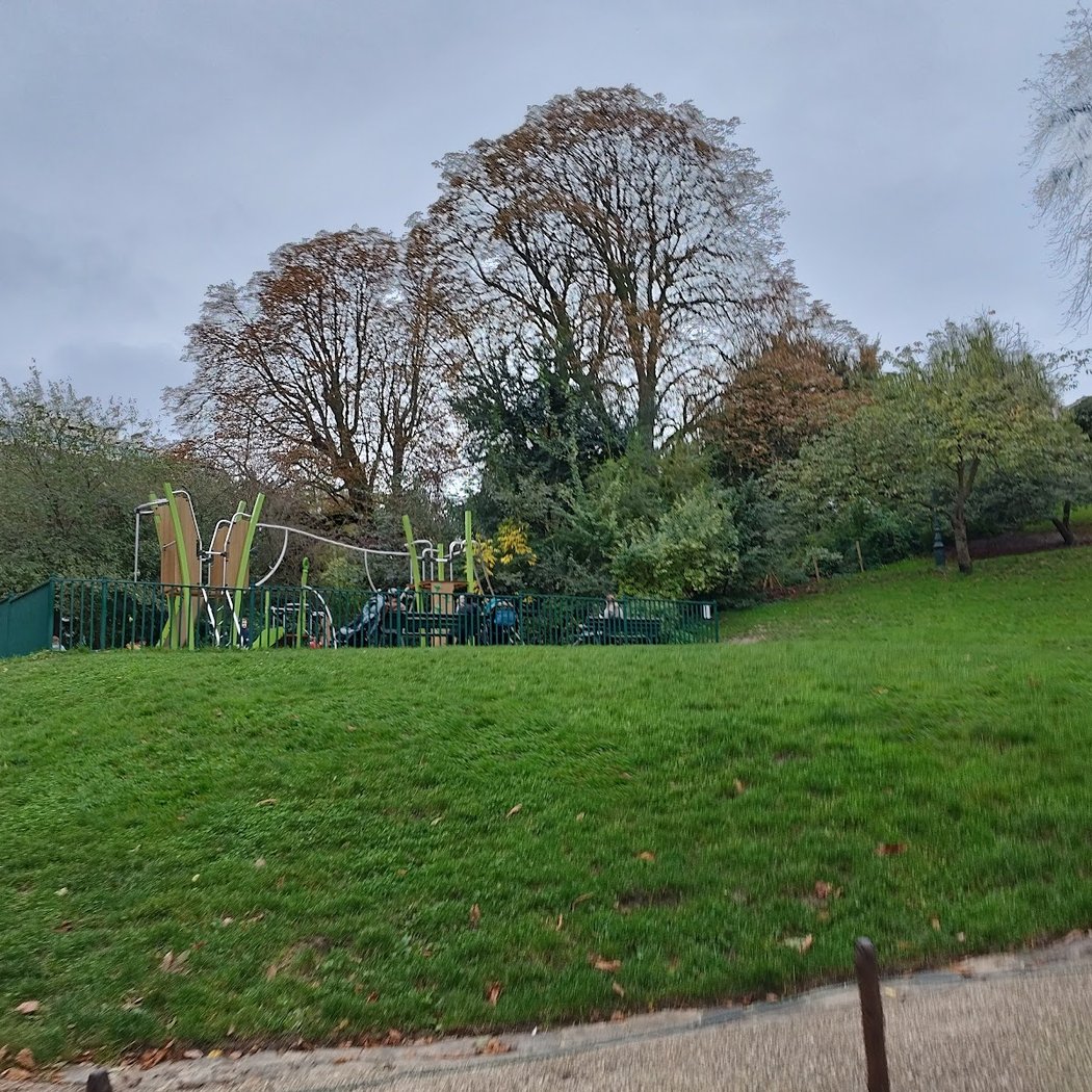Aire de jeux pour enfant 2